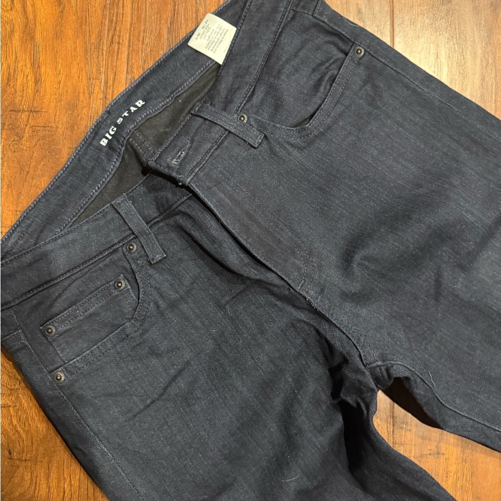 Big Star Women's Skinny Jeans - Picture 2 of 4